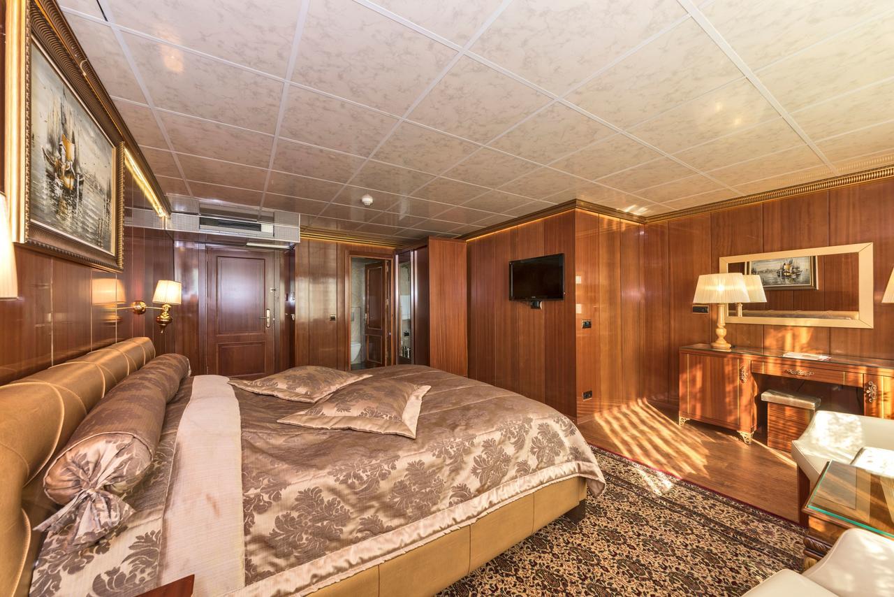 Cevheri's Hotel Istanboel Buitenkant foto