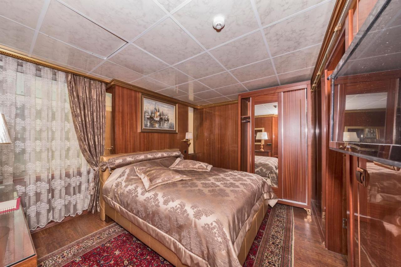 Cevheri's Hotel Istanboel Buitenkant foto