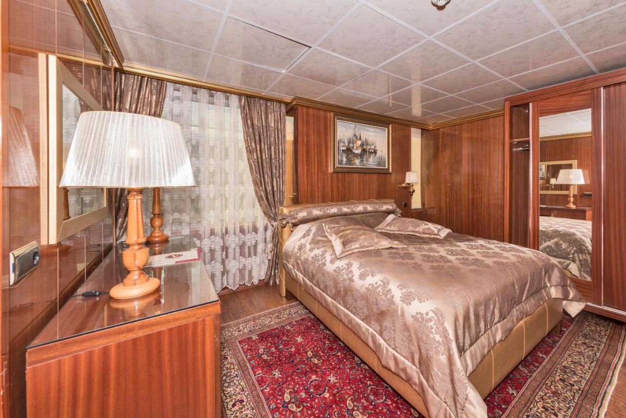 Cevheri's Hotel Istanboel Buitenkant foto